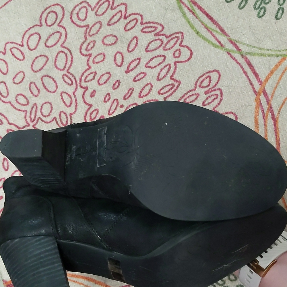 EUC Clarks by Indigo Heath Harrier Ankle Boots - Picture 5 of 6